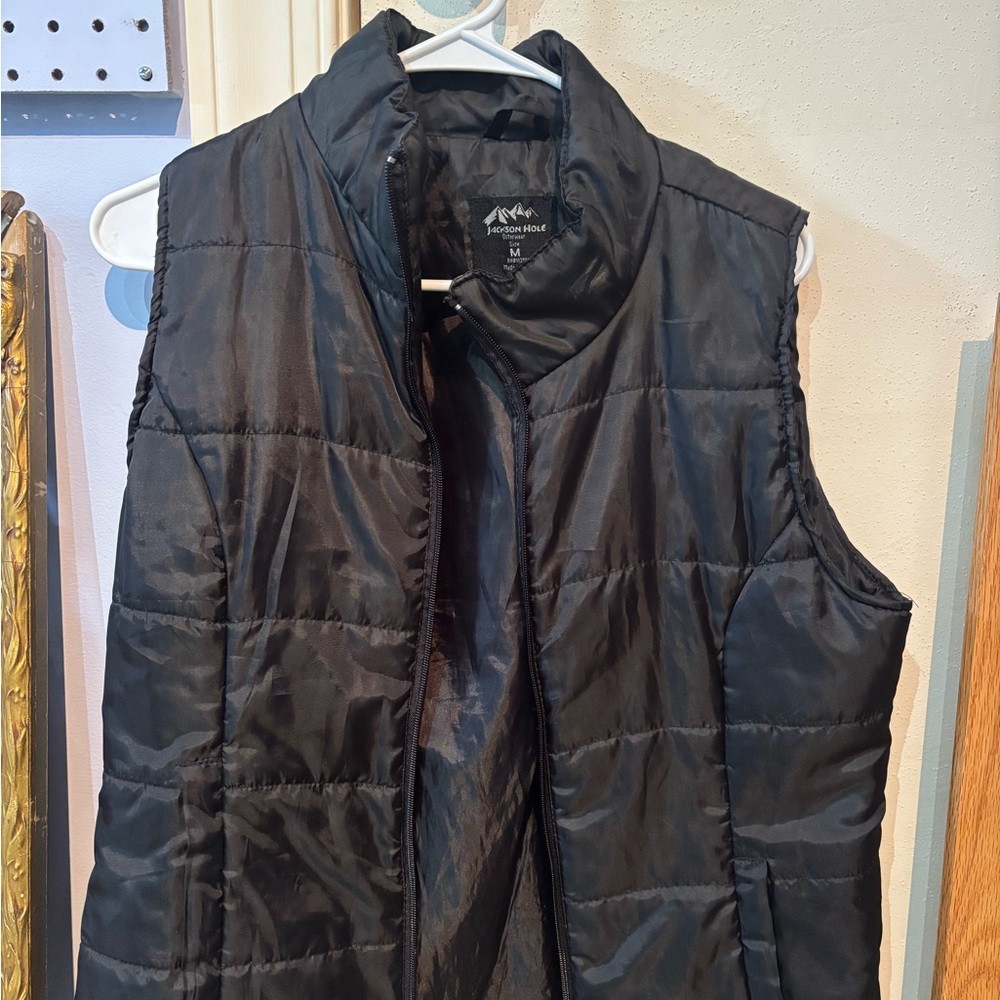Women's Black Puffer Vest